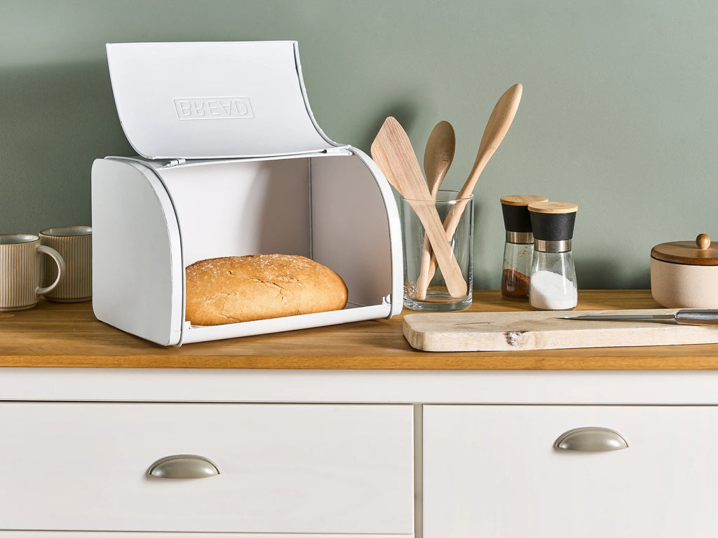 Boîte à pain en métal blanc